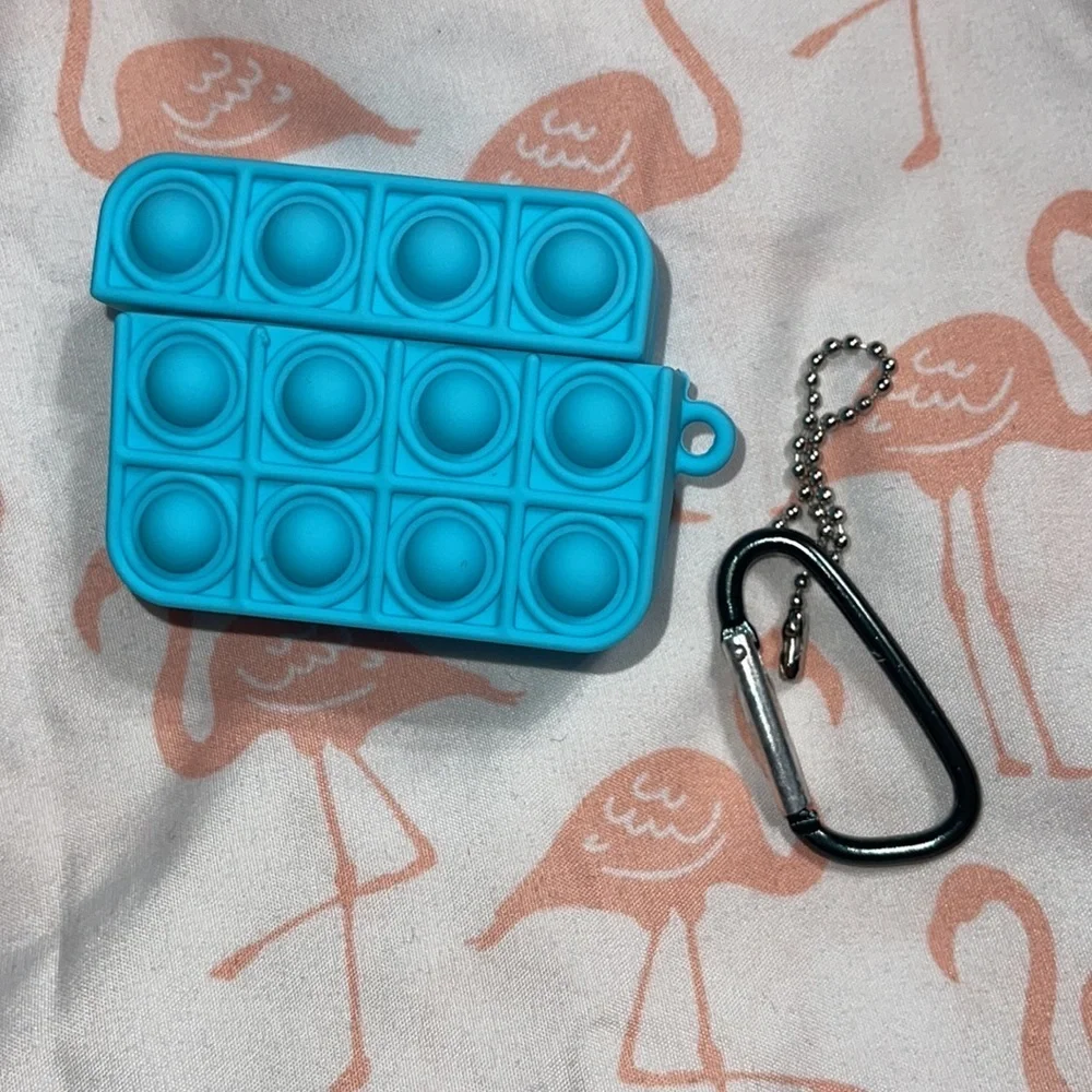 New push pop AirPod pro/3 case